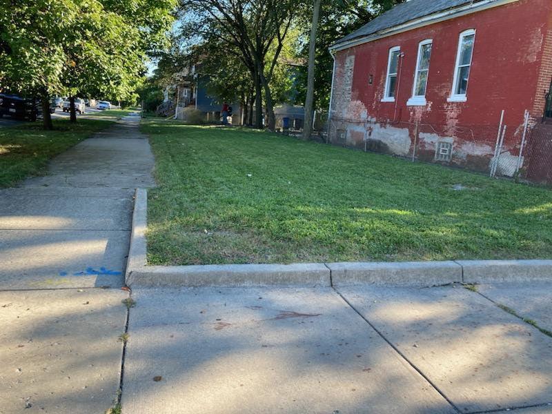 301 W 115th St., Chicago, IL 60628