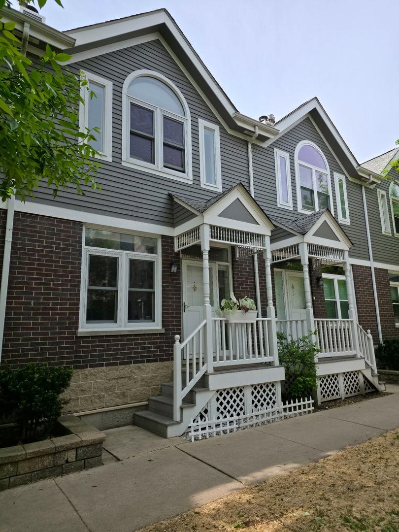 1139 W Roscoe St., Chicago, IL 60657