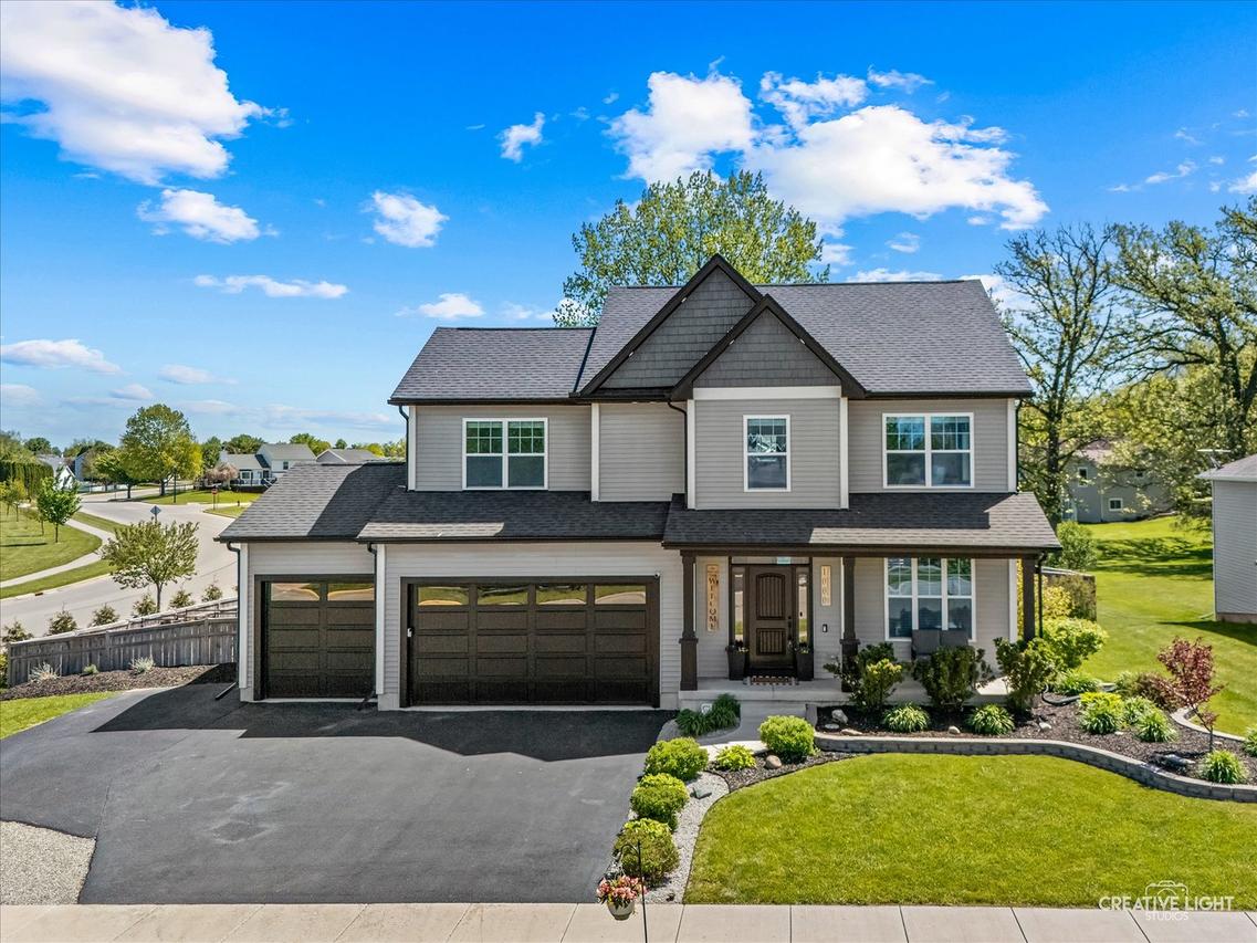 1000 Persimmon Dr., Genoa, IL 60135