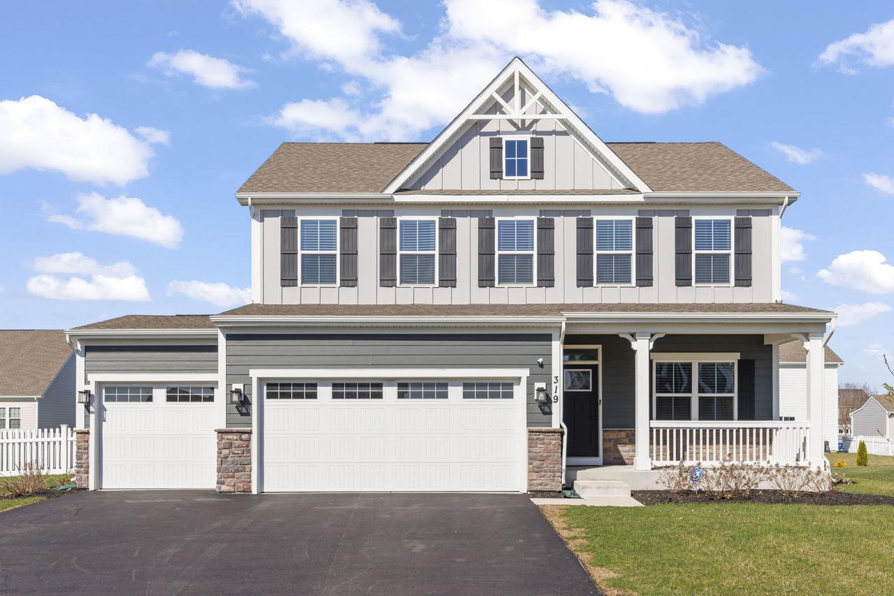 319 Atkinson Dr., Sugar Grove, IL 60554