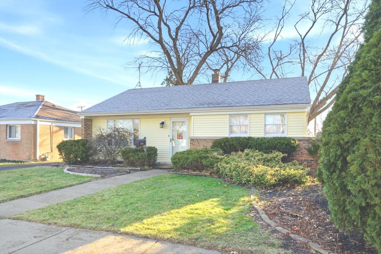 17531 Western Ave., Homewood, IL 60430