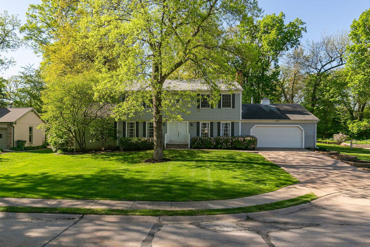 1230 38th Avenue Ct., Rock Island, IL 61201