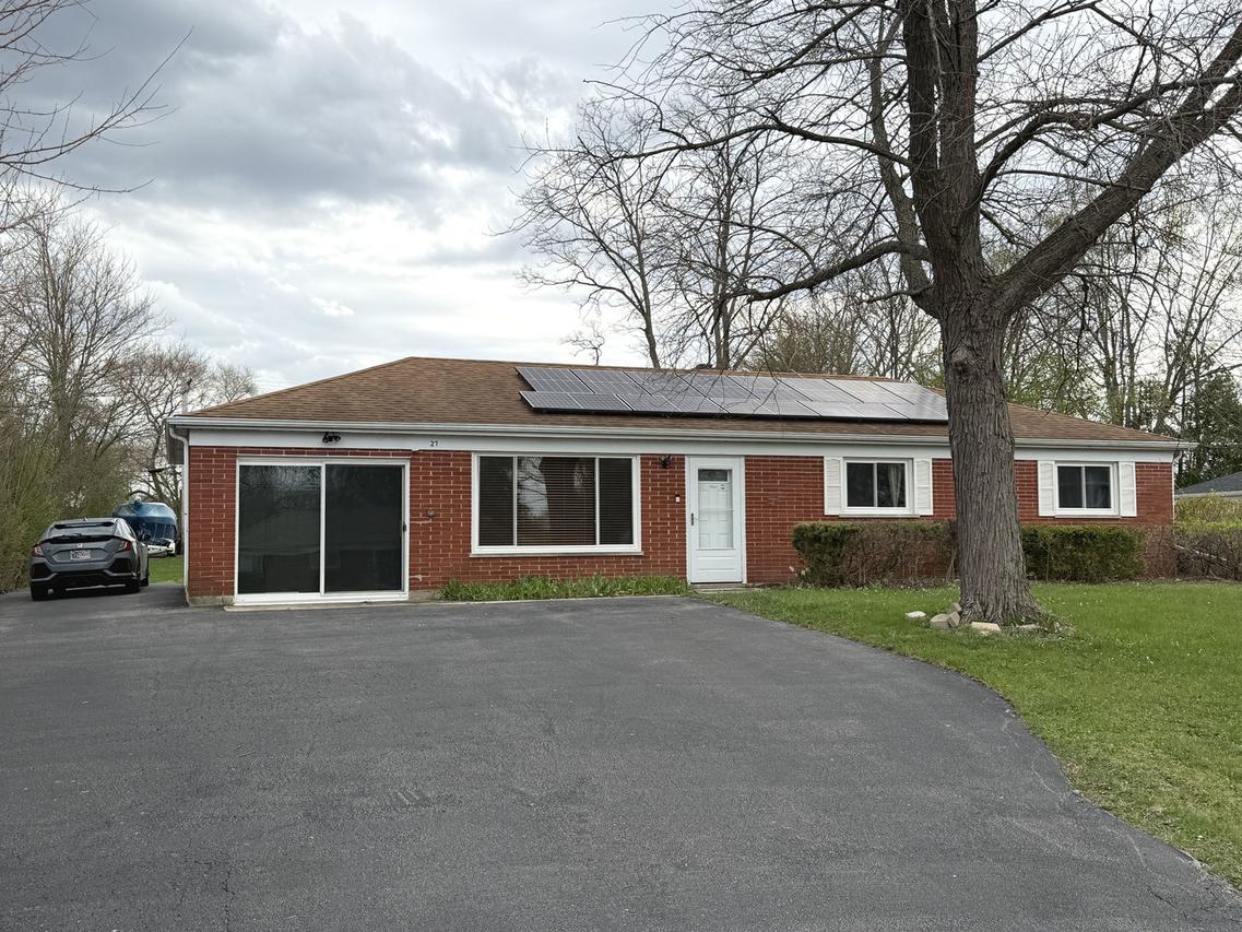 27 E 14th Pl., Lombard, IL 60148