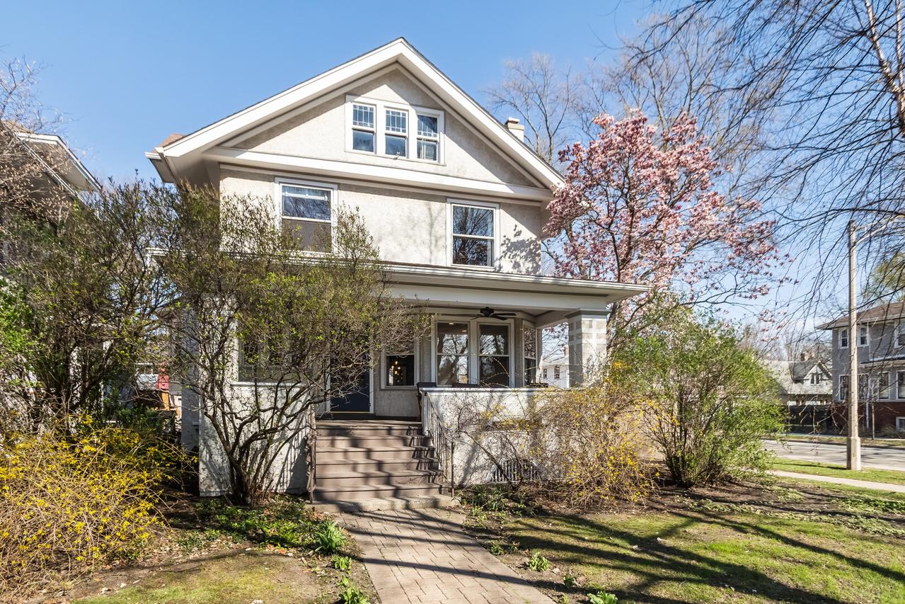 732 S Kenilworth Ave., Oak Park, IL 60304