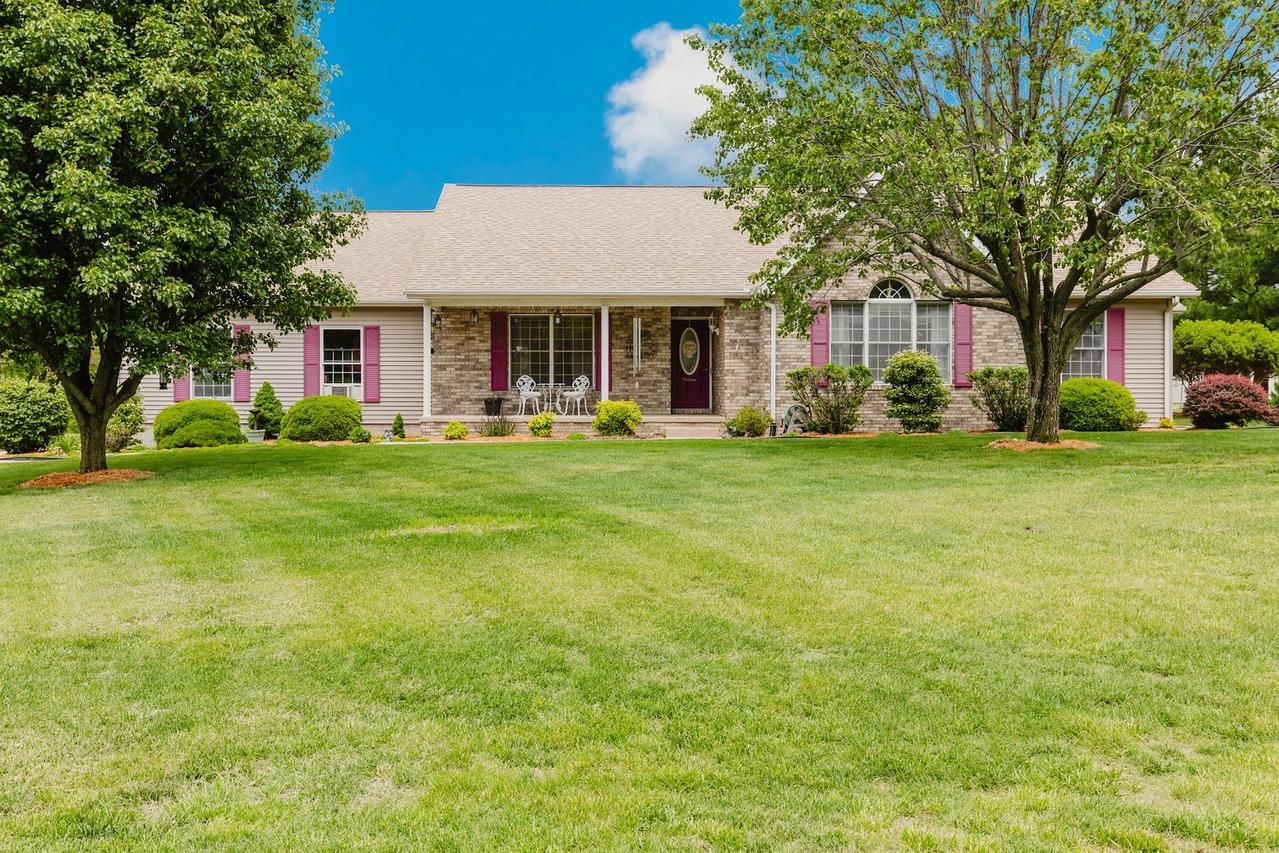 15136 Eastland Rd., Marion, IL 62959