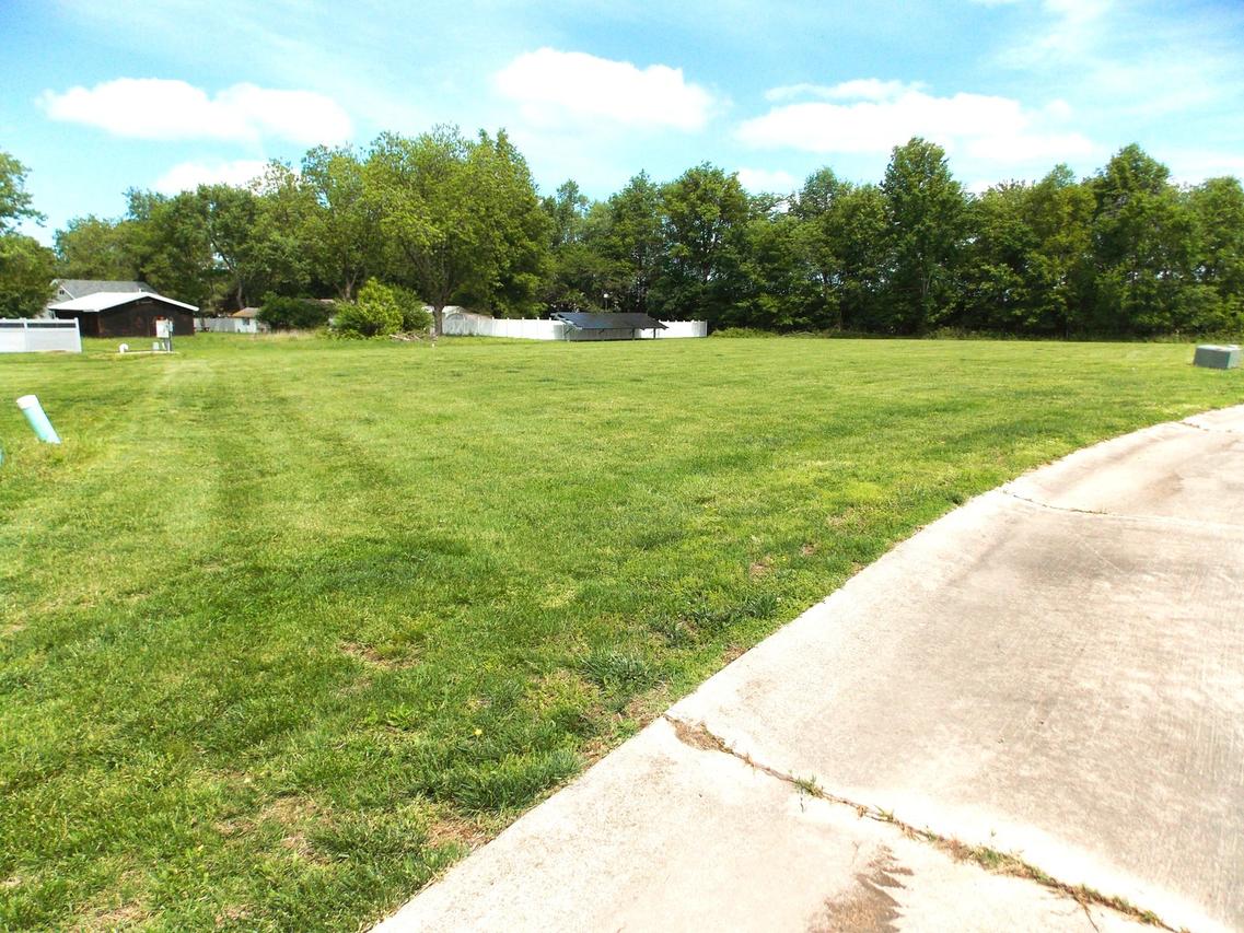4 Coronado Dr., Centralia, IL 62801