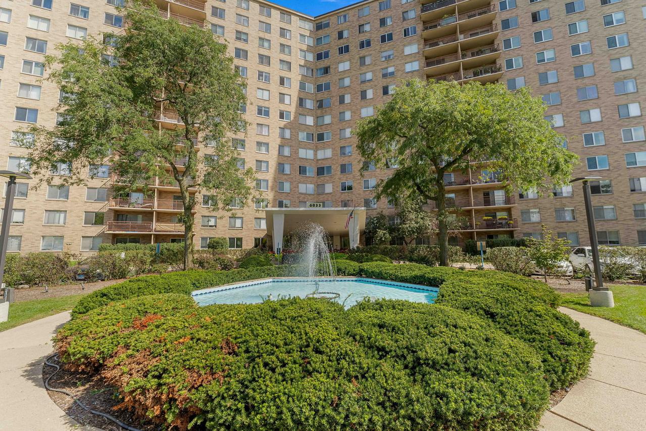 6833 N Kedzie Ave. #A1511, Chicago, IL 60645