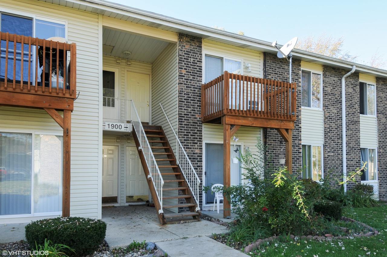 1900 Light Rd. #210, Oswego, IL 60543