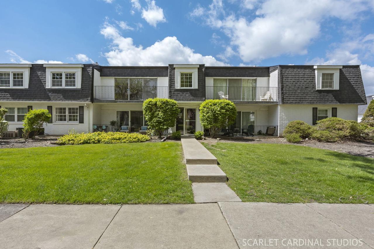 1105 Royal St George Dr. #206, Naperville, IL 60563