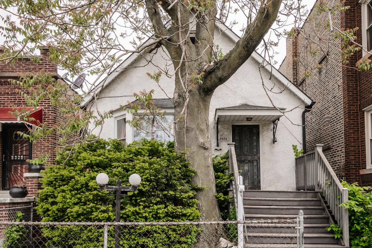 5326 W Van Buren Ave., Chicago, IL 60644