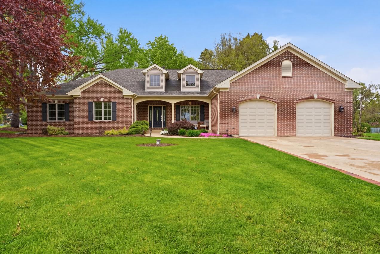 2414 Mehring Ave., Johnsburg, IL 60051