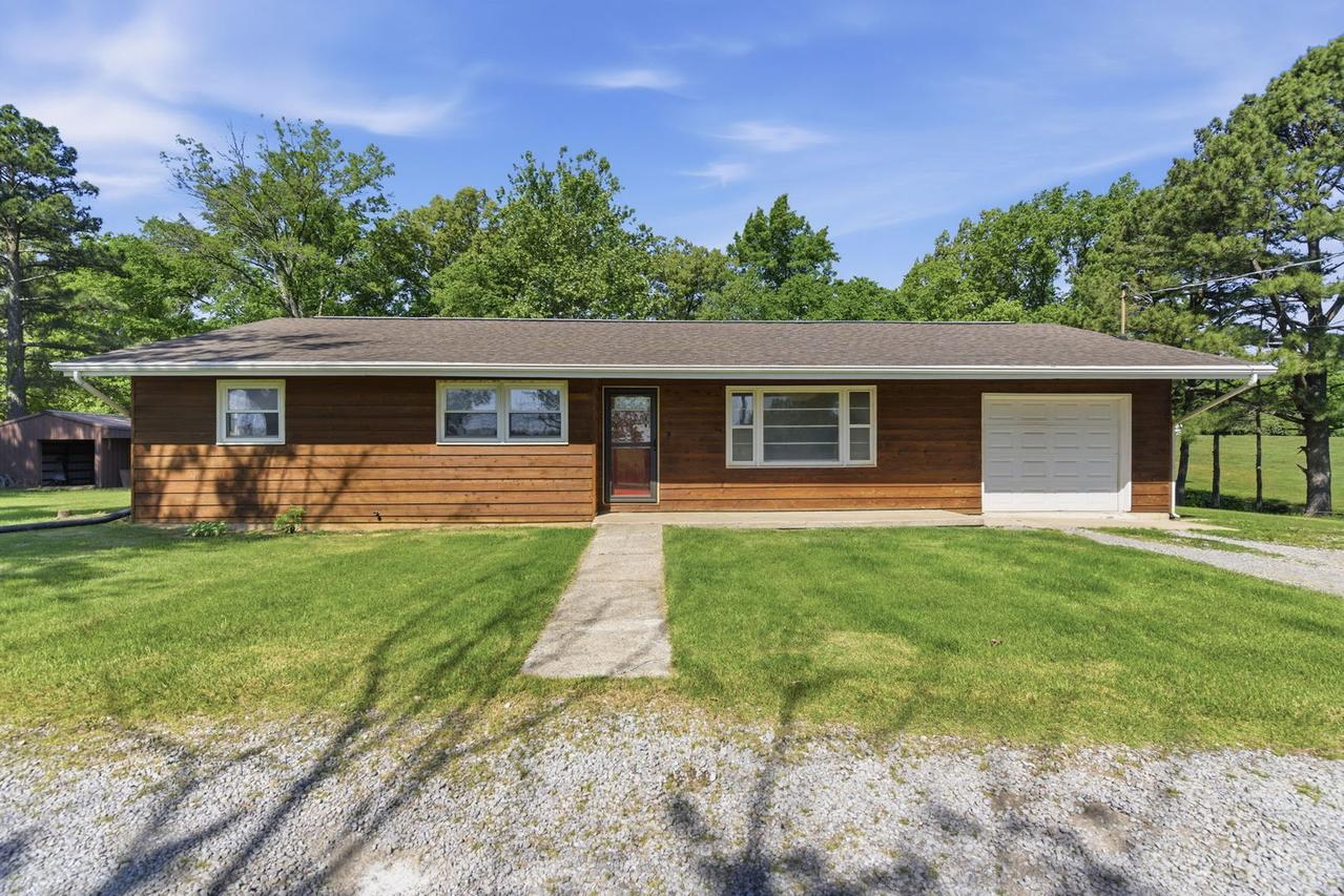 2585 Market Rd., Marion, IL 62959