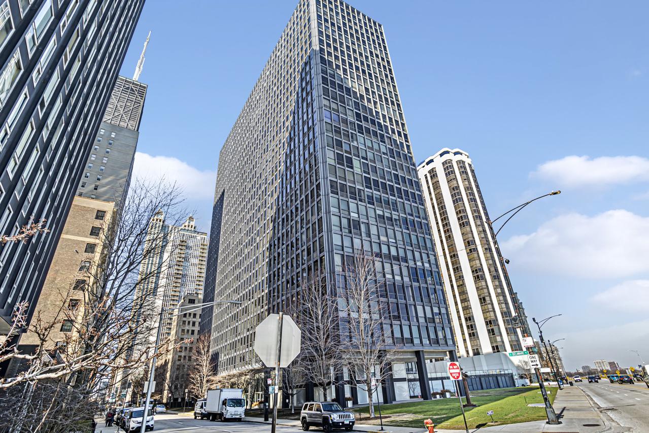 900 N Lake Shore Dr. #1313-14, Chicago, IL 60611