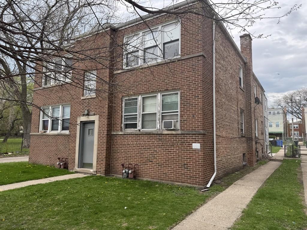 6541 N Hoyne Ave. #1S, Chicago, IL 60645