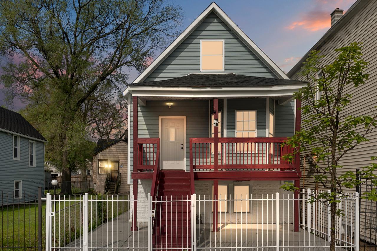 7010 S Paulina St., Chicago, IL 60636
