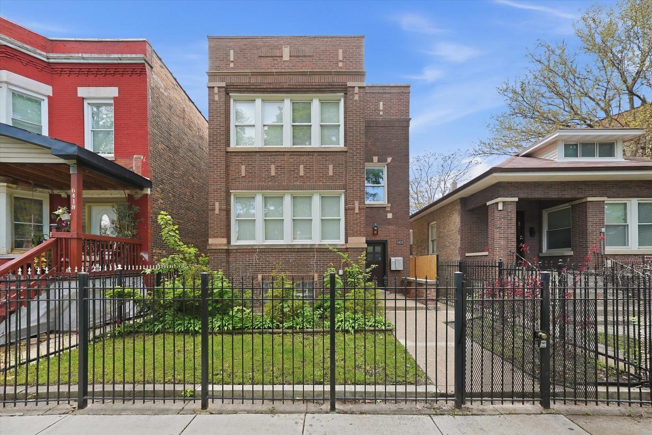 6416 S Campbell Ave., Chicago, IL 60629