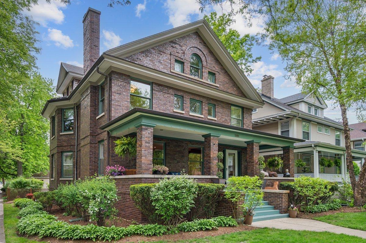 1101 Forest Ave., Wilmette, IL 60091