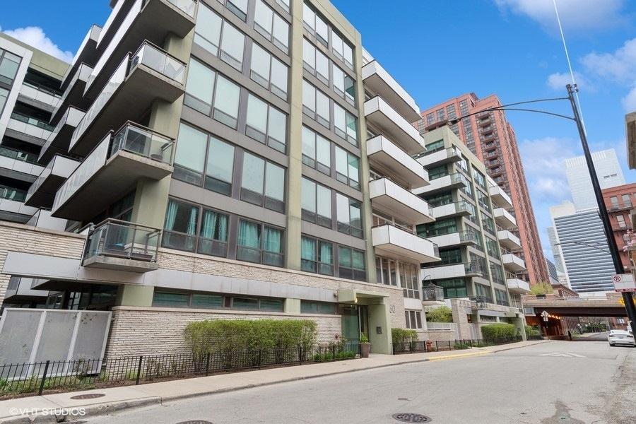 660 W Wayman St. #405B, Chicago, IL 60661