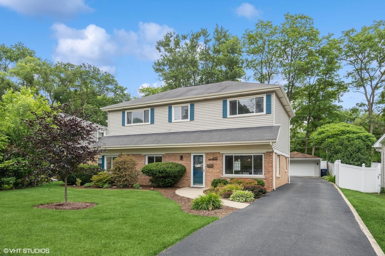 1620 Sawyer Ave., Glen Ellyn, IL 60137