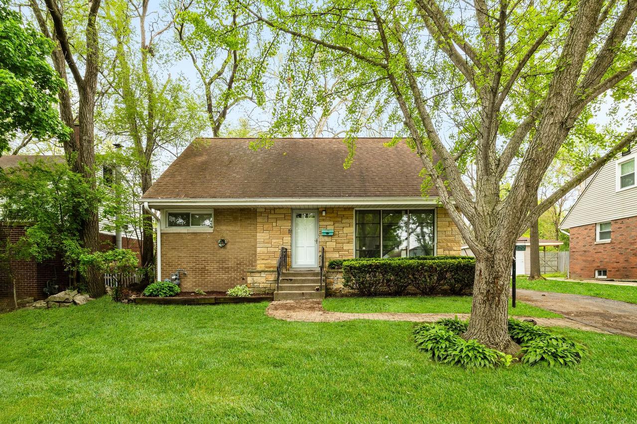 2619 Alexander St., Homewood, IL 60430