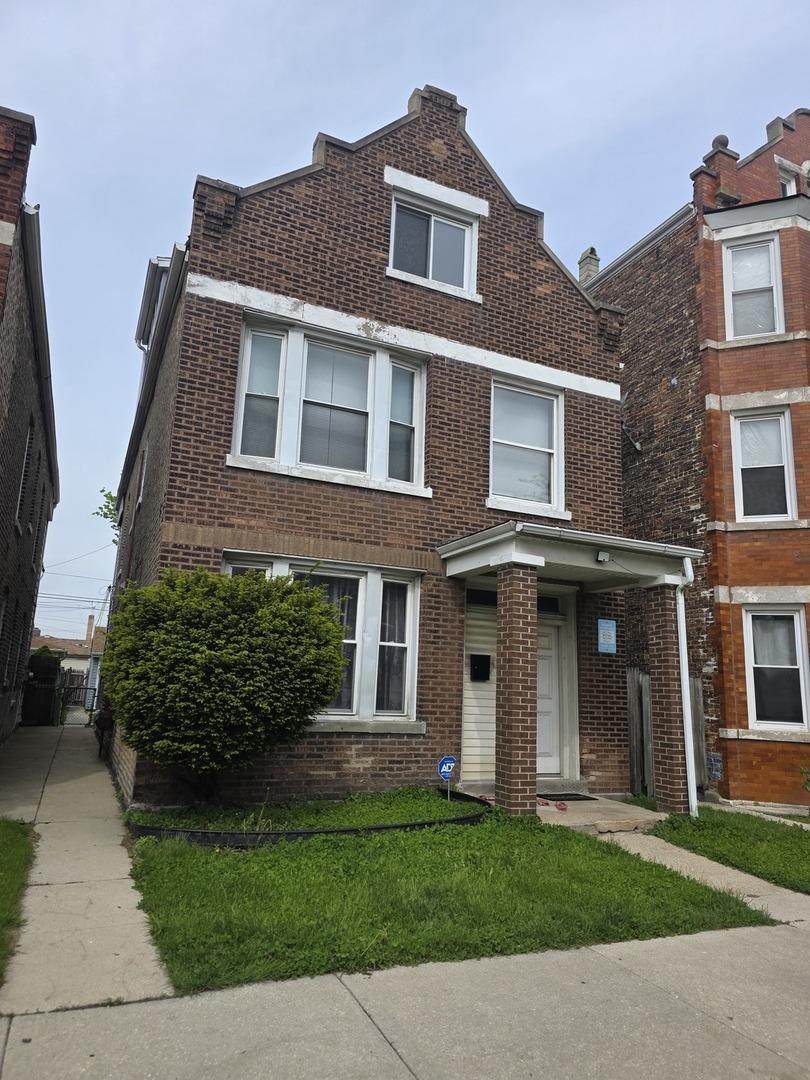 4140 S Albany Ave., Chicago, IL 60632