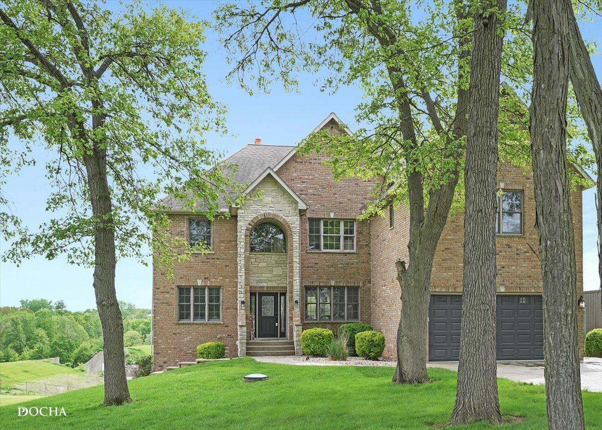 703 Glenda Ct., Sandwich, IL 60548