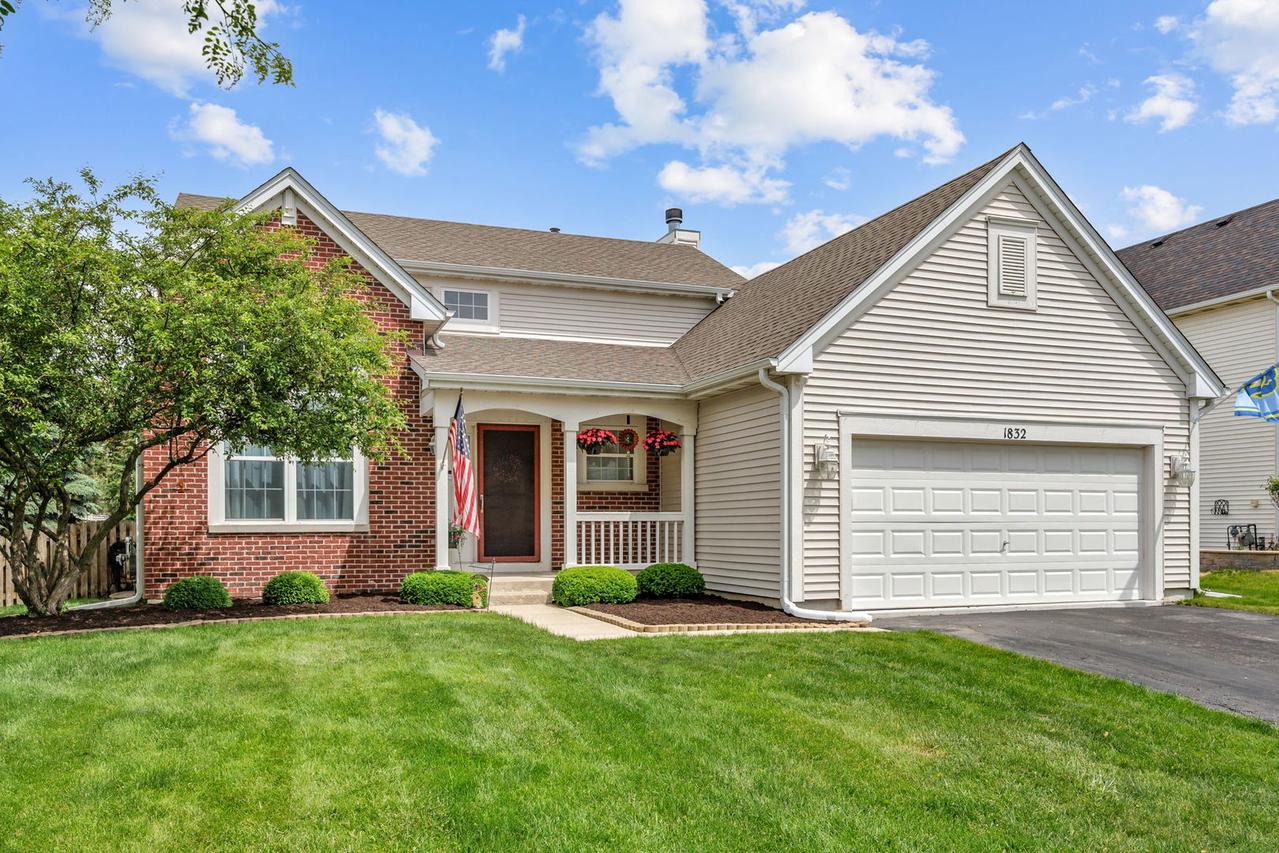 1832 Stirling Ln., Montgomery, IL 60538