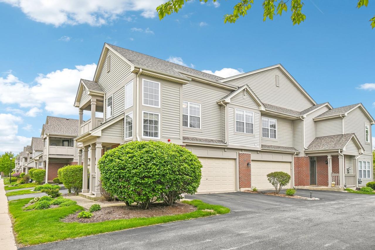 2267 Vanderbilt Dr., Geneva, IL 60134