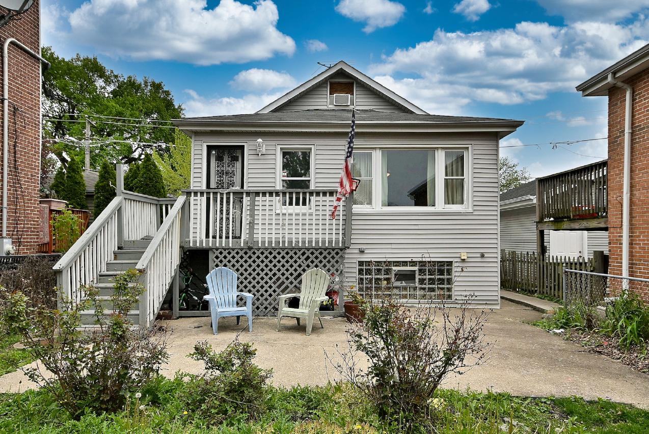 4439 N Newland Ave., Harwood Heights, IL 60706