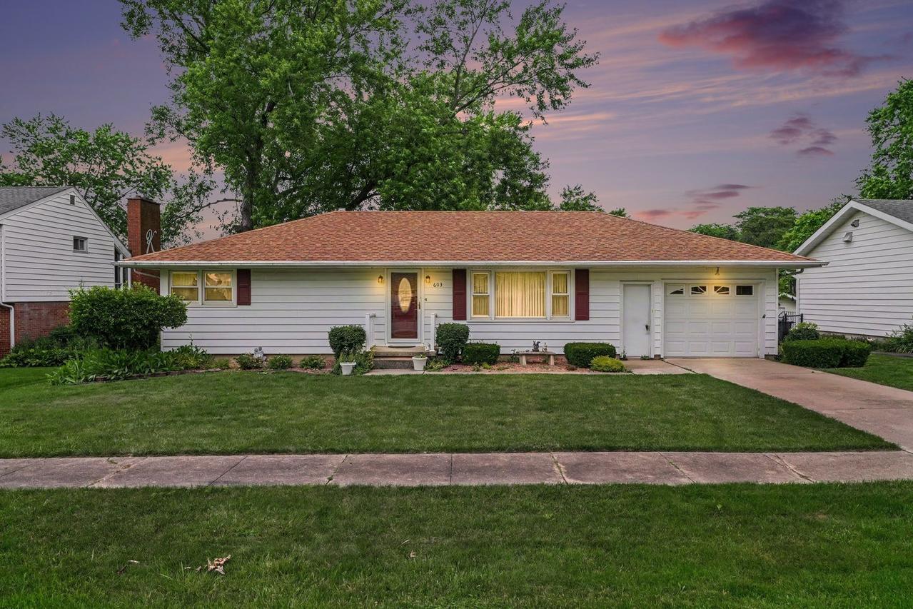 603 Orchard Ln., Beecher, IL 60401