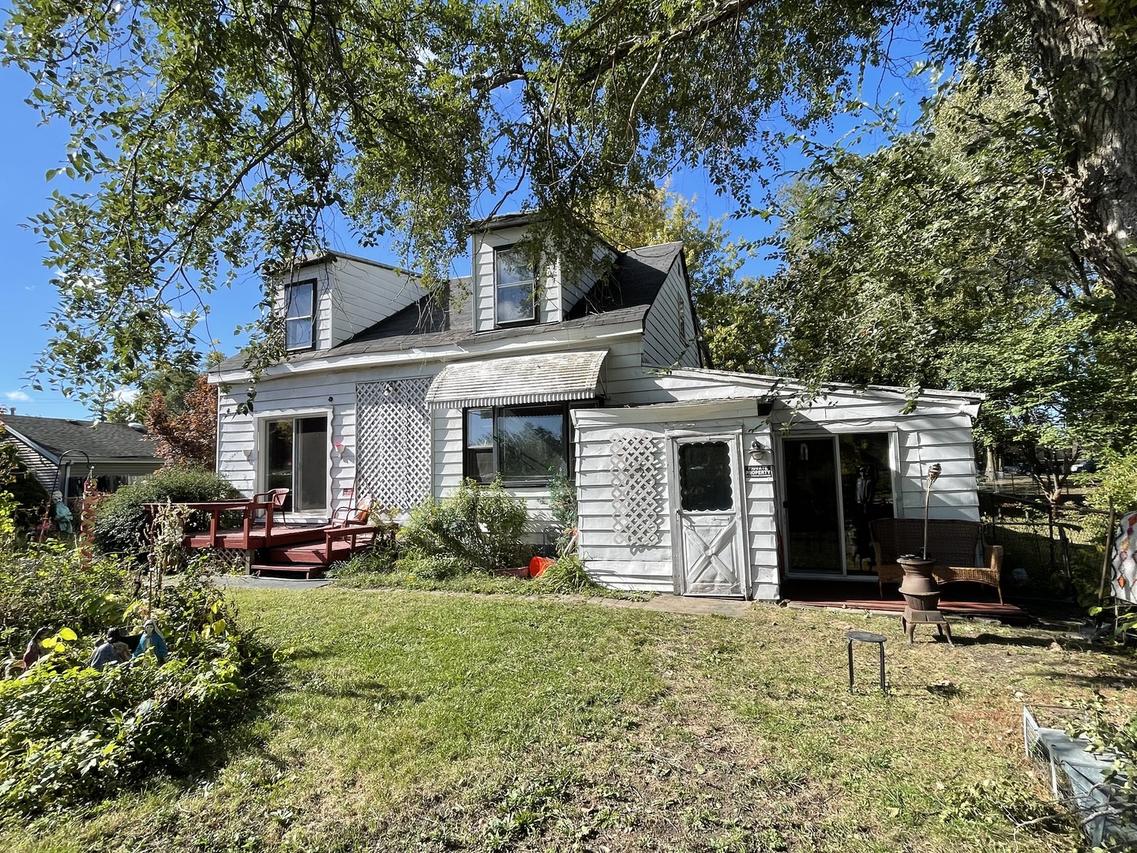 9940 Melvina Ave., Oak Lawn, IL 60453
