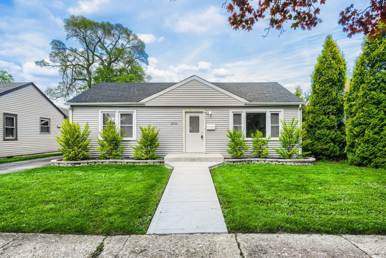 15013 Springfield Ave., Midlothian, IL 60445