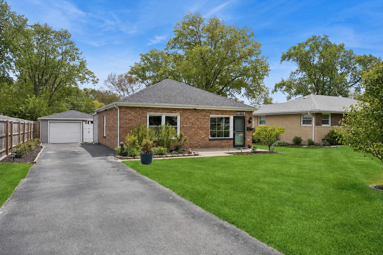 21955 Millard Ave., Richton Park, IL 60471
