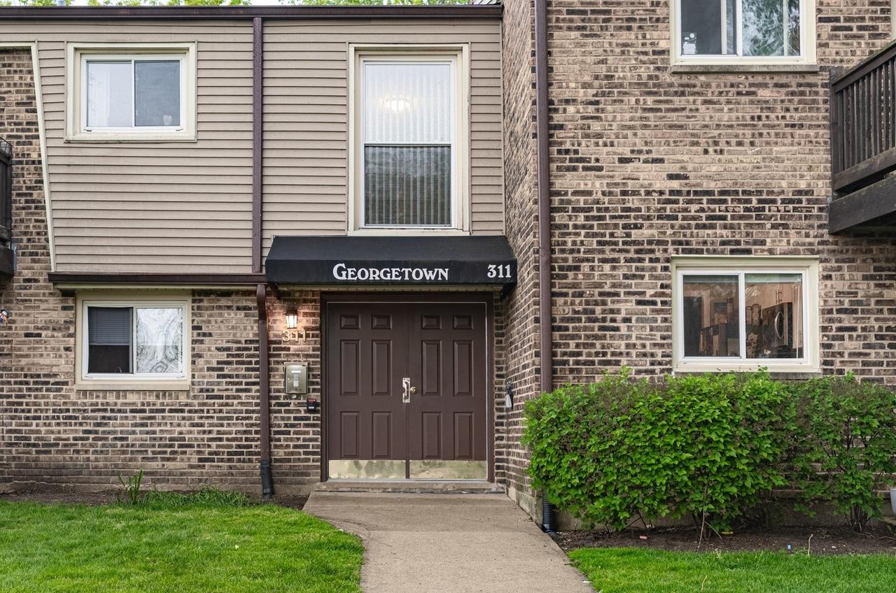 311 N Carter St. #102, Palatine, IL 60067