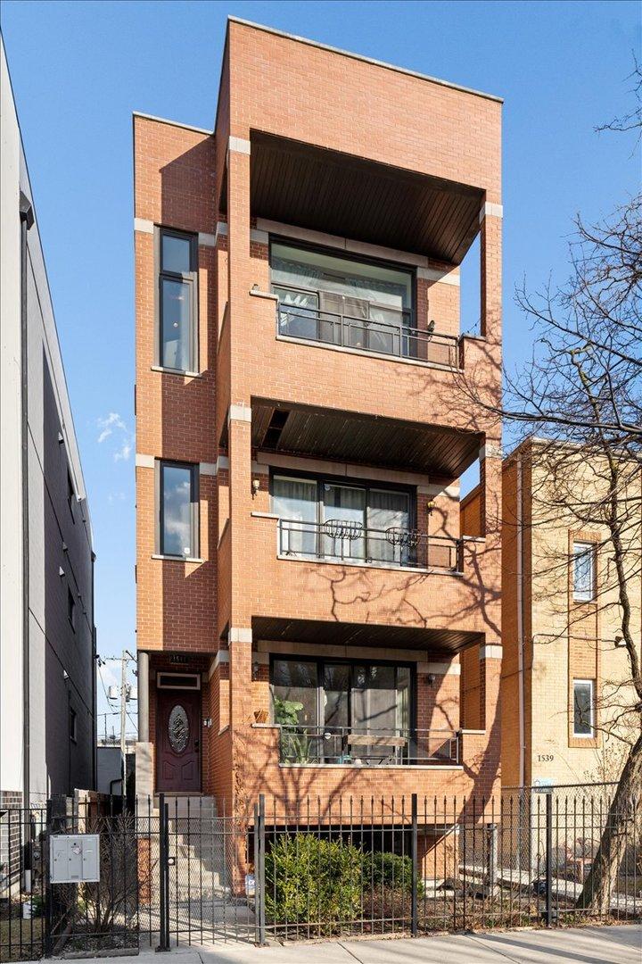 1541 N Artesian Ave. #3, Chicago, IL 60622
