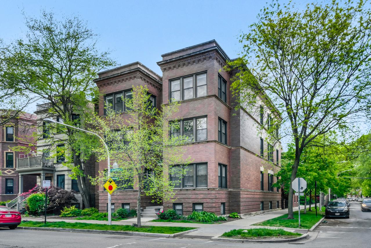 1328 W Bryn Mawr Ave. #3, Chicago, IL 60660