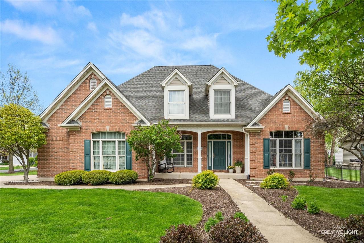 692 Independence Ave., Elburn, IL 60119