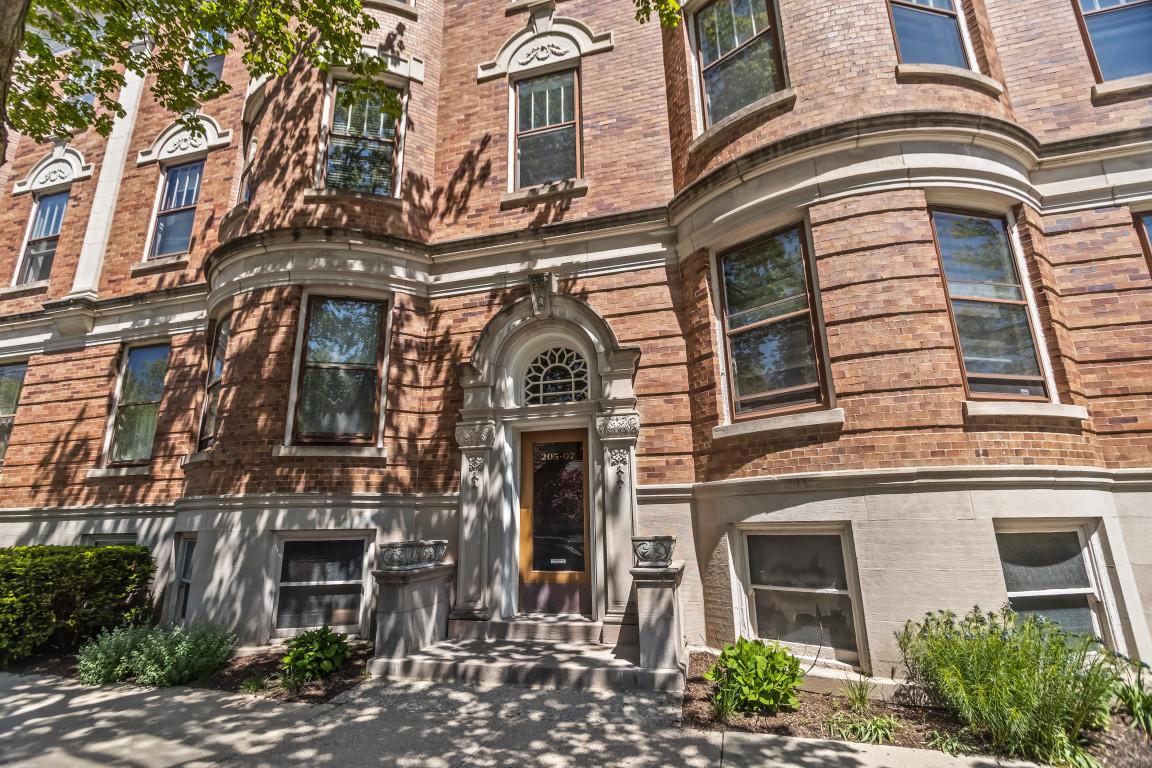 207 Hamilton St. #3, Evanston, IL 60202