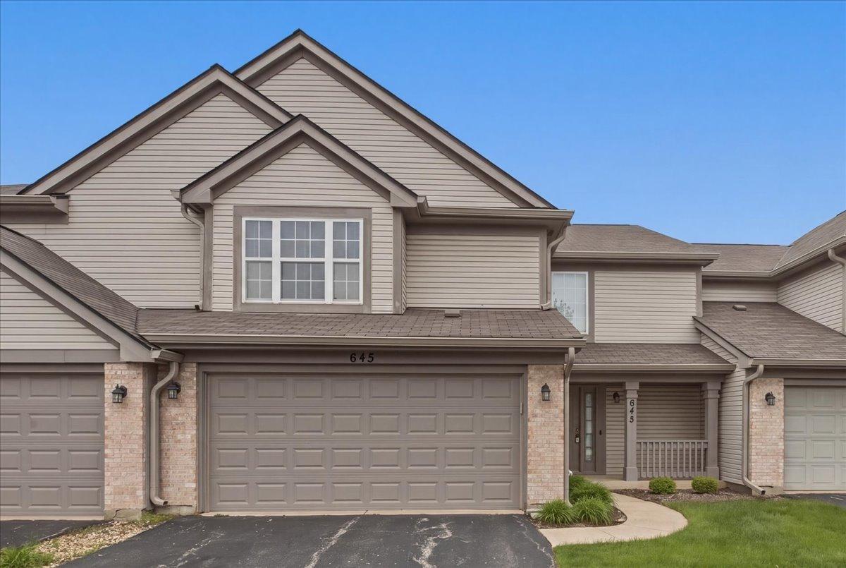 645 Lancaster Cir., Elgin, IL 60123