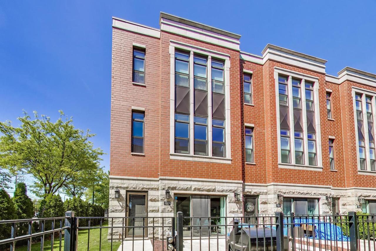 2259 W Coulter St. #4, Chicago, IL 60608