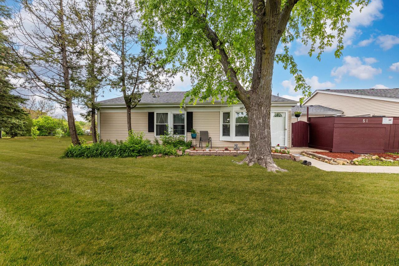 5I Fernwood Dr. #I, Bolingbrook, IL 60440