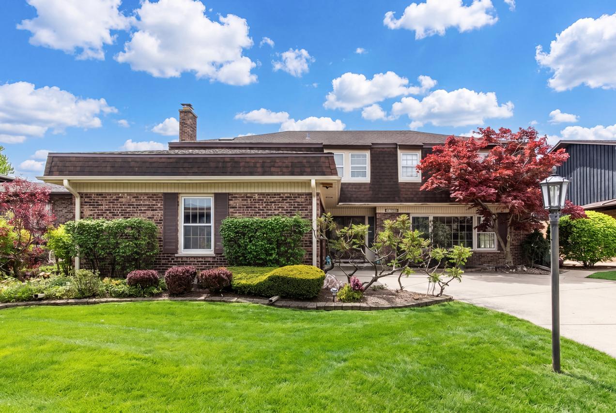 7751 Arcadia St., Morton Grove, IL 60053