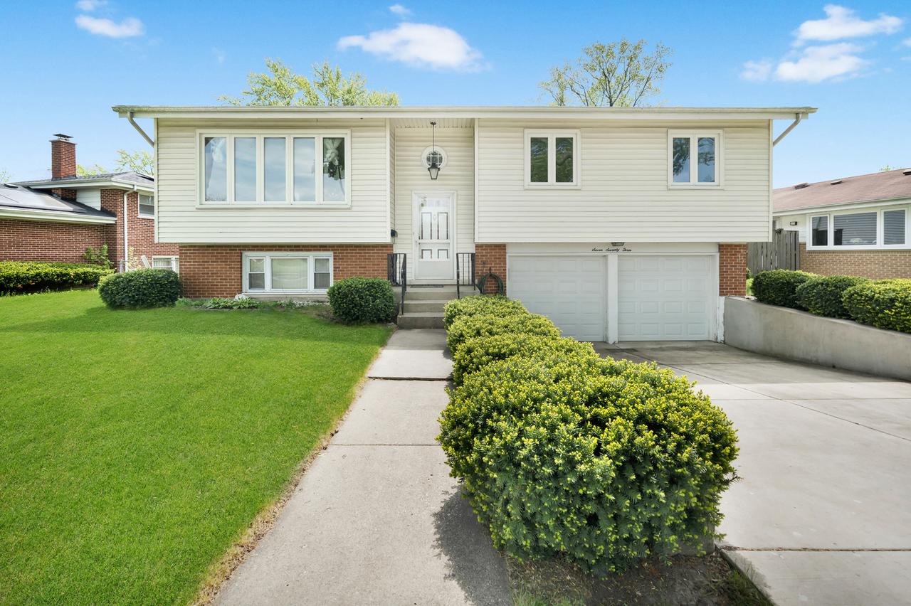 773 Madelyn Dr., Des Plaines, IL 60016