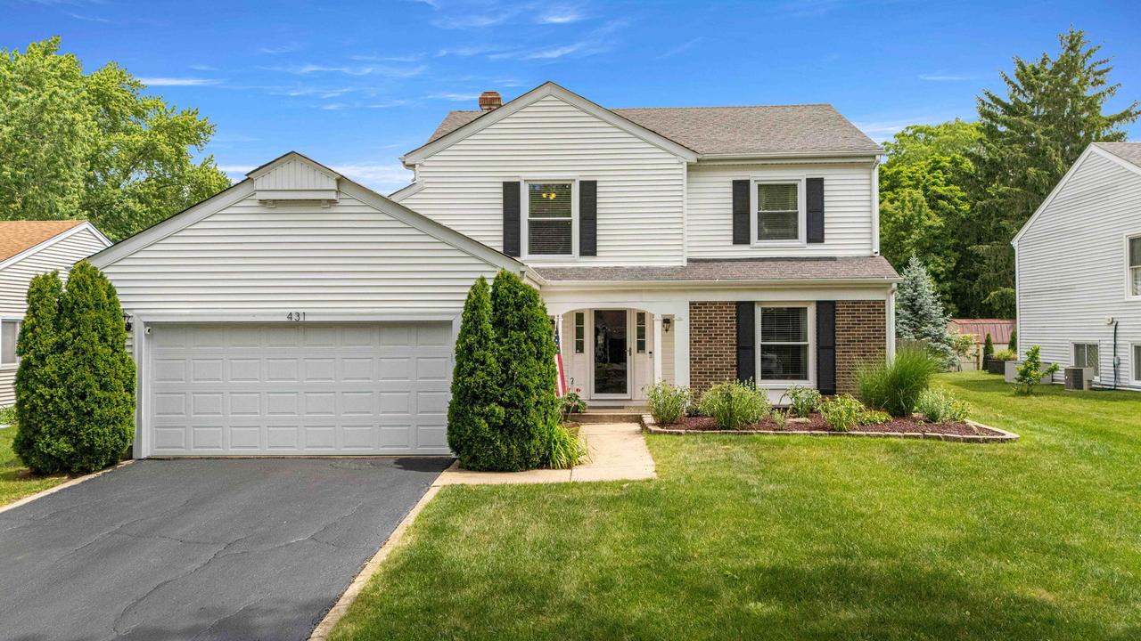 431 Newport Dr., Naperville, IL 60565