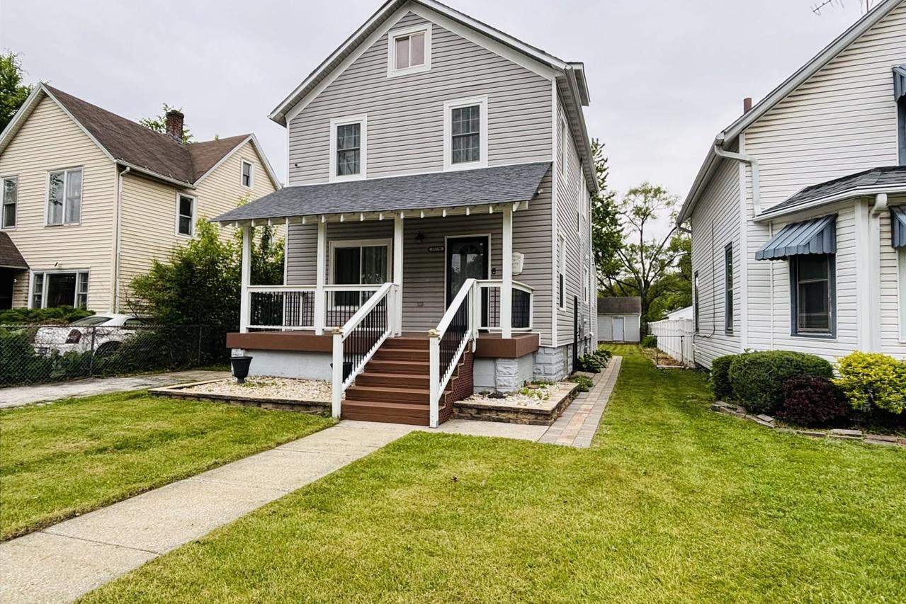 15736 Turlington Ave., Harvey, IL 60426