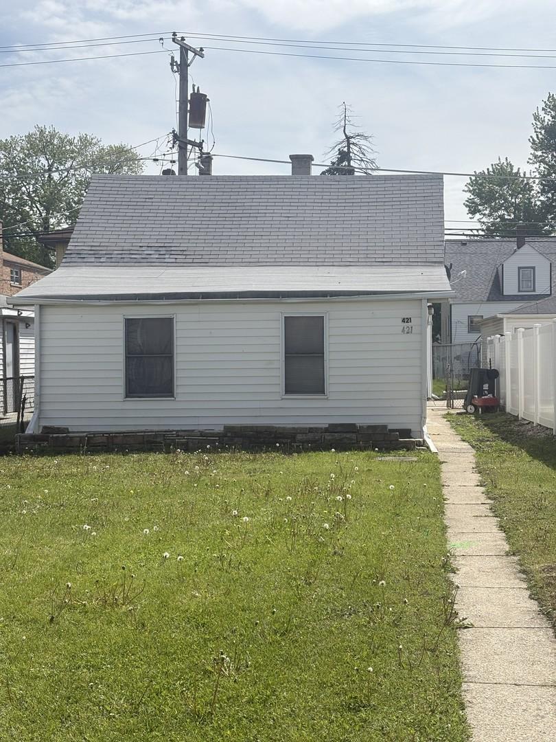 421 25th Ave., Bellwood, IL 60104