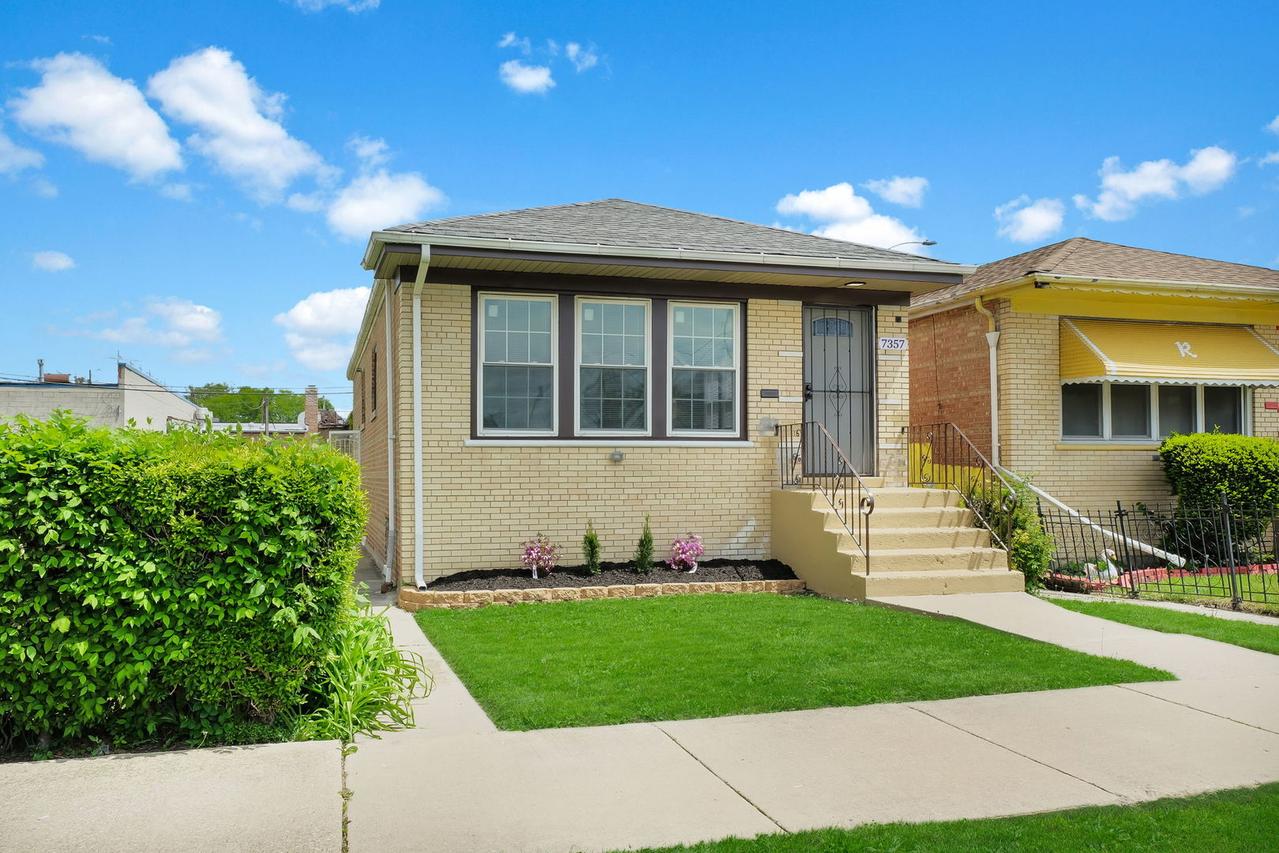 7357 S Marshfield Ave., Chicago, IL 60636