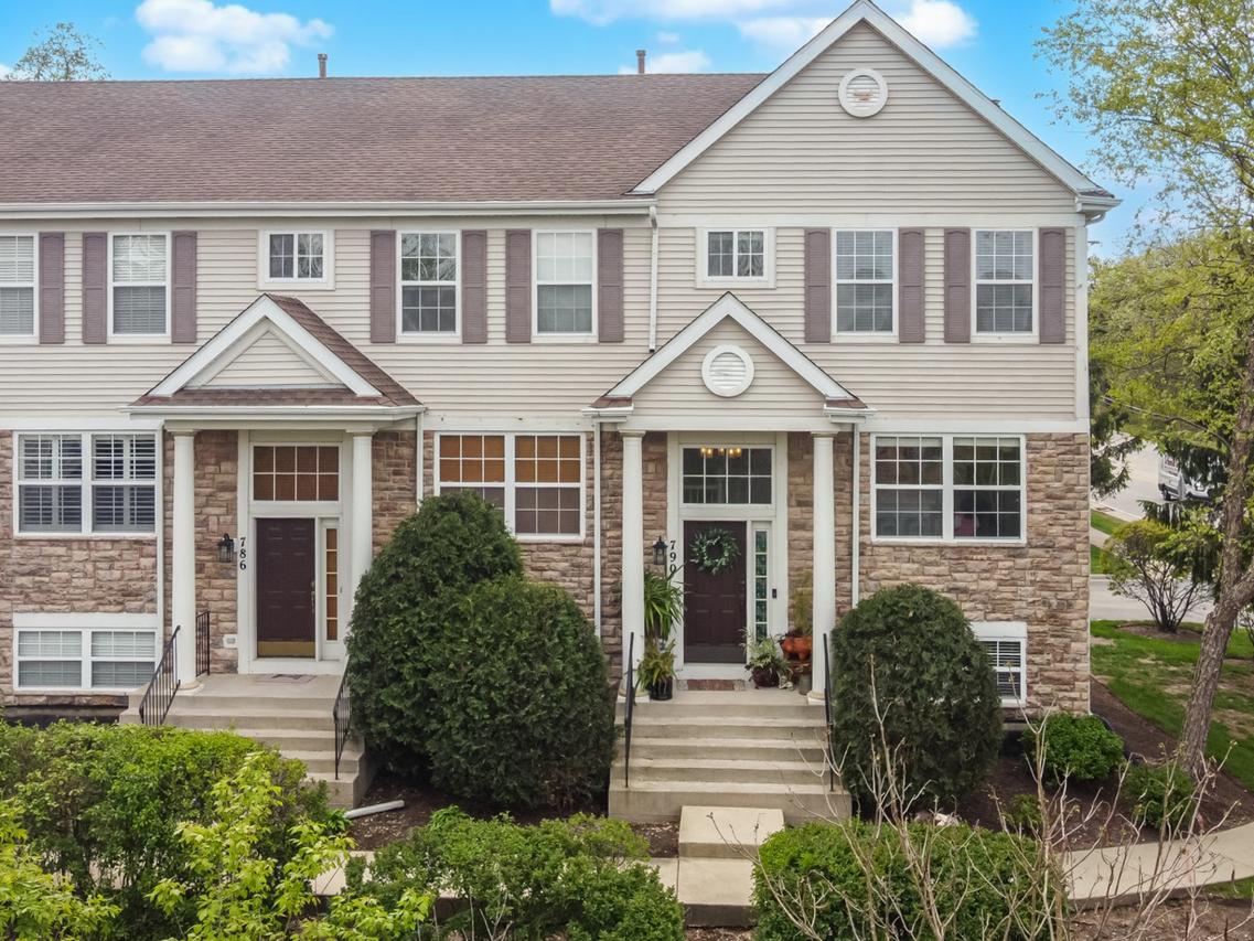 790 W Misty Dr., Palatine, IL 60074