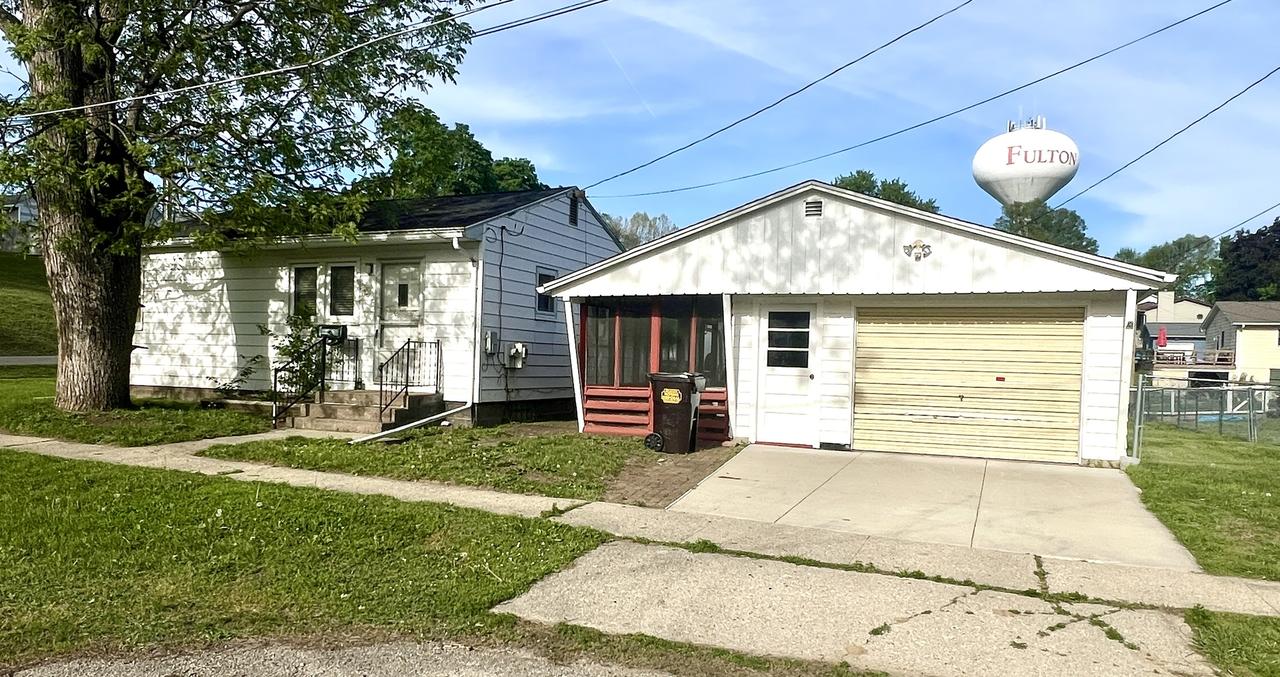 701 7th St., Fulton, IL 61252