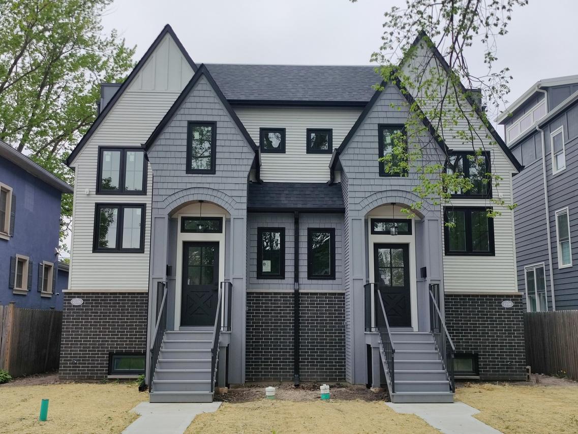 2106 Darrow Ave., Evanston, IL 60201